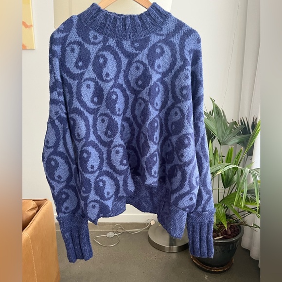 NWT Free People Yin Yang Sweater - Picture 2 of 6